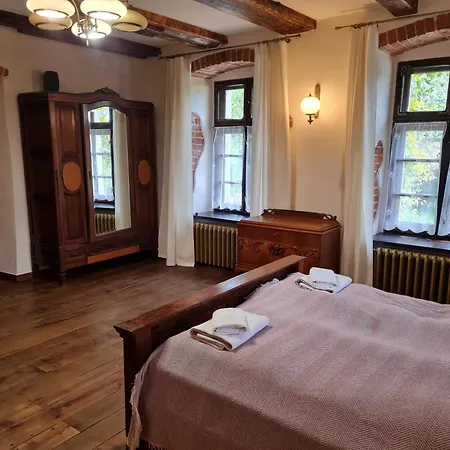 Czerwony Dworek 8 - Karkonosze Farm stay