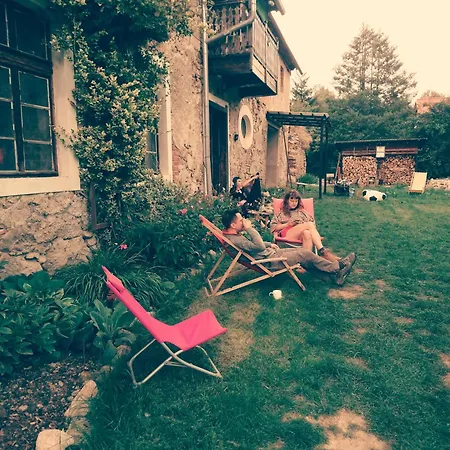 Zabytkowy Dom Czerwony Dworek 8 Gospodarstwo agroturystyczne *