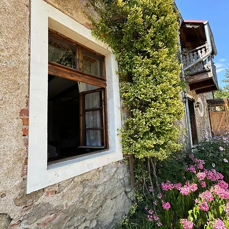 Zabytkowy Dom Czerwony Dworek 8 Gospodarstwo agroturystyczne